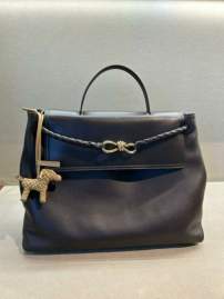 Picture of Bottega Veneta Handbags _SKUfw190936870fw